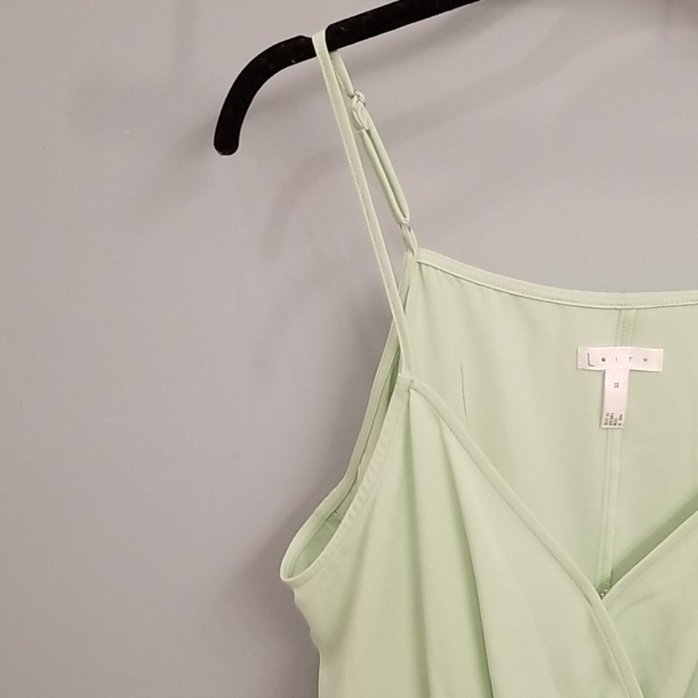 Leith Pale Green Sleeveless Top in Size 1X - Picture 5 of 10